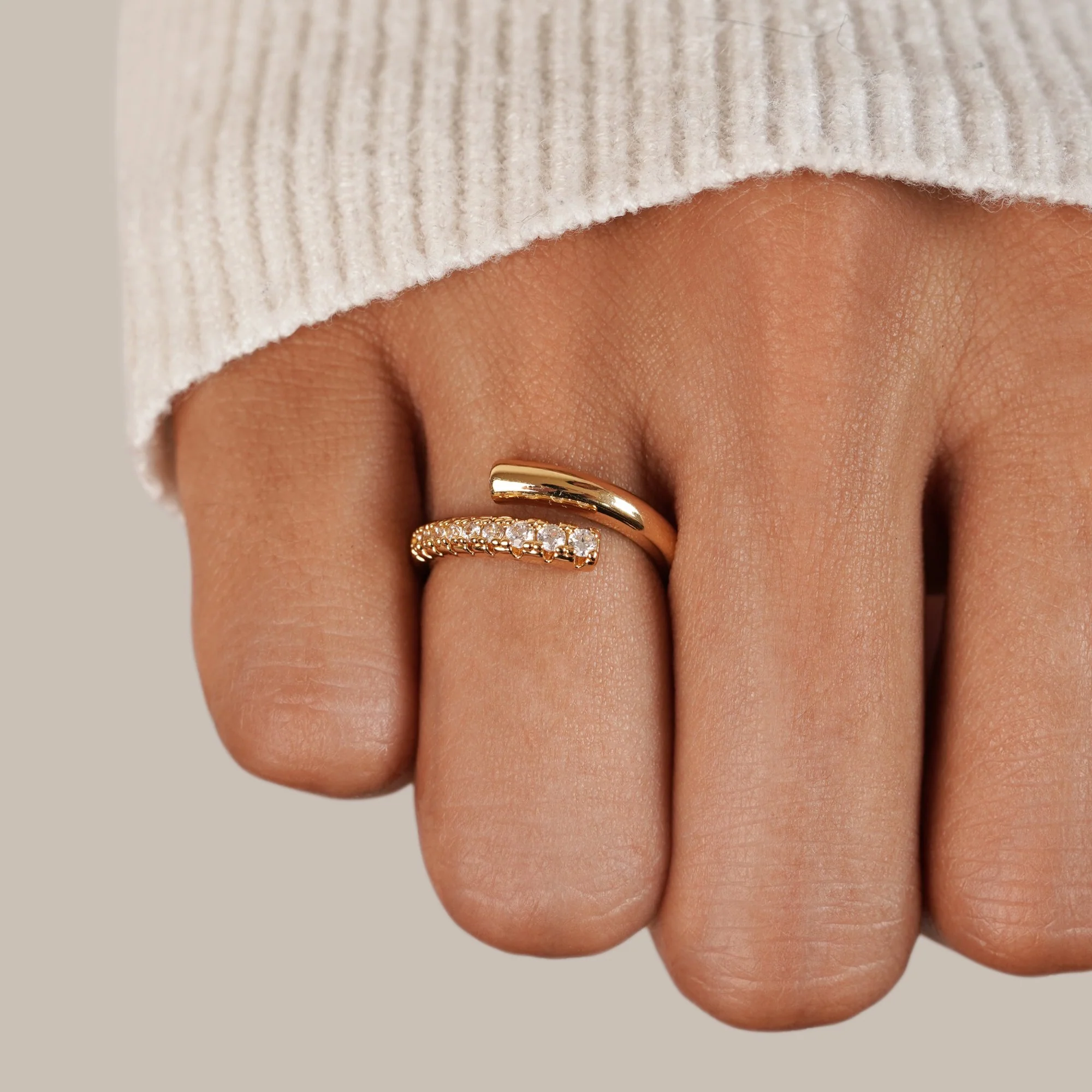 Gold-Wickelring mit Kristall „Arya“  - Image 2