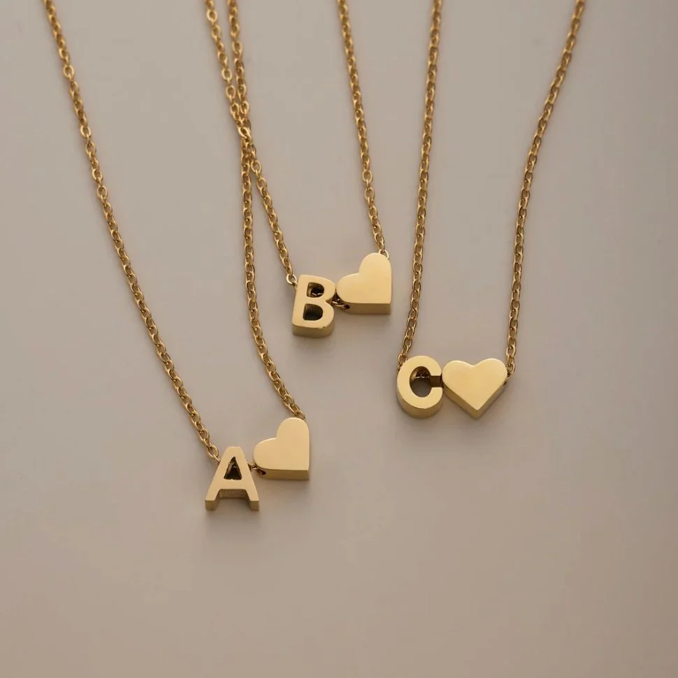 Goldkette mit Buchstaben & Herz-Anhänger  - Image 6