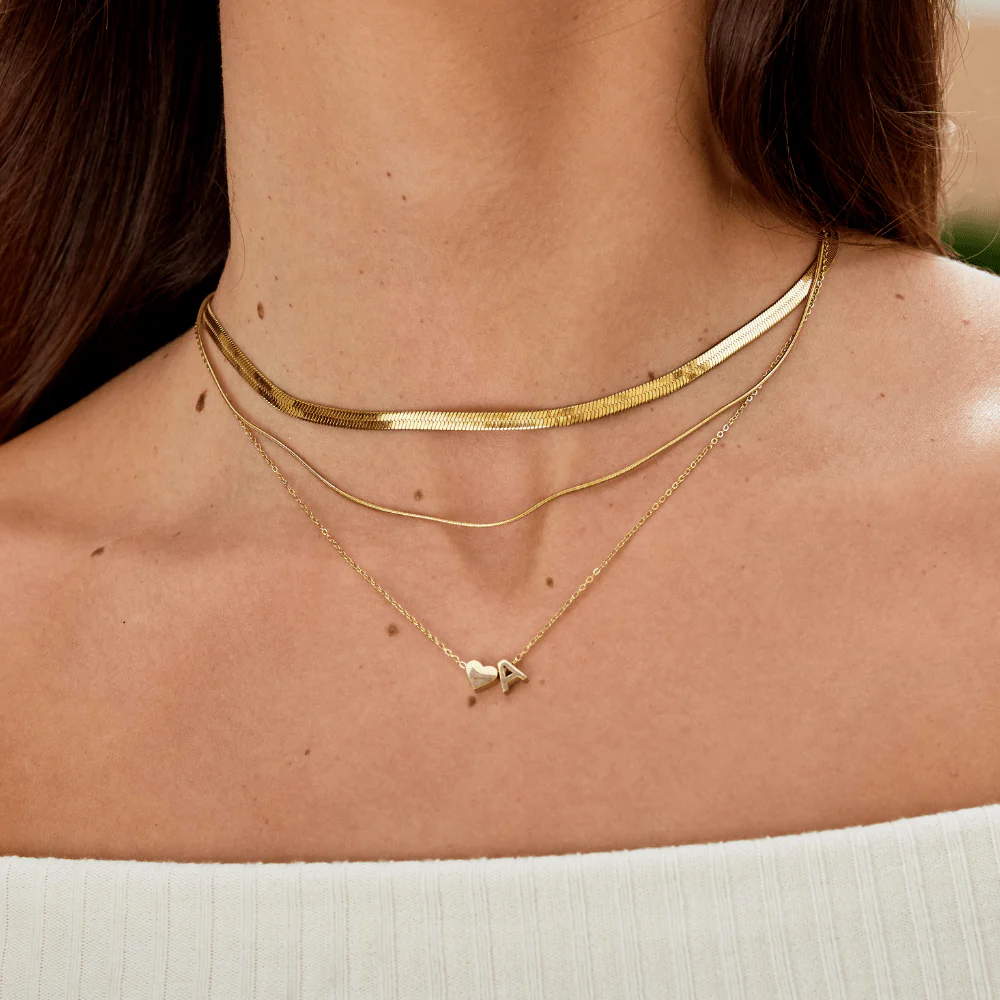 Goldkette mit Buchstaben & Herz-Anhänger  - Image 7