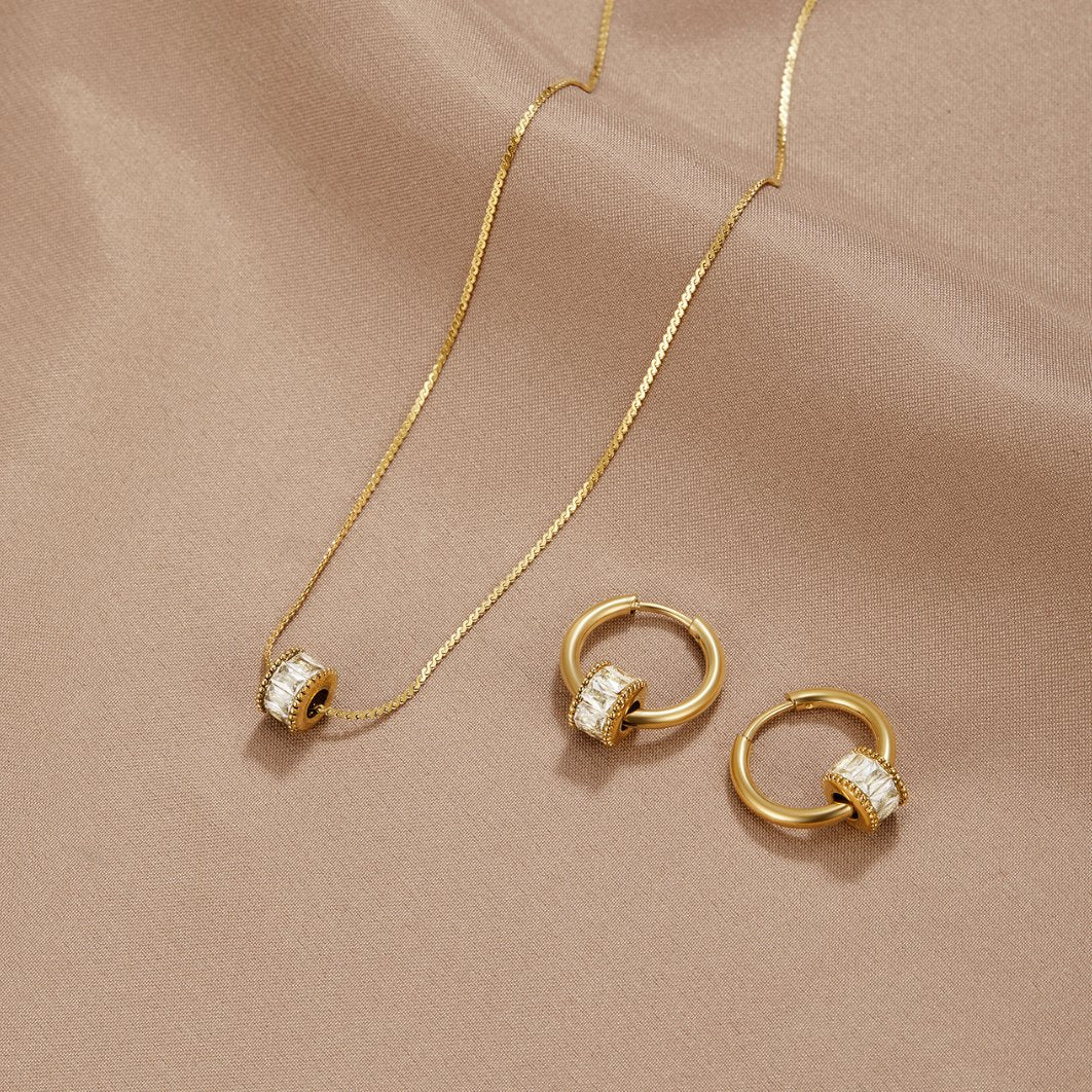18K Gold-Creolen mit Kristallen „Gigi“ - Image 7
