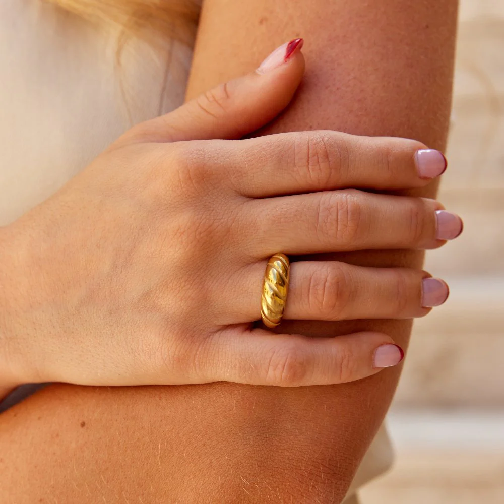 Goldener Croissant-Ring - Image 2