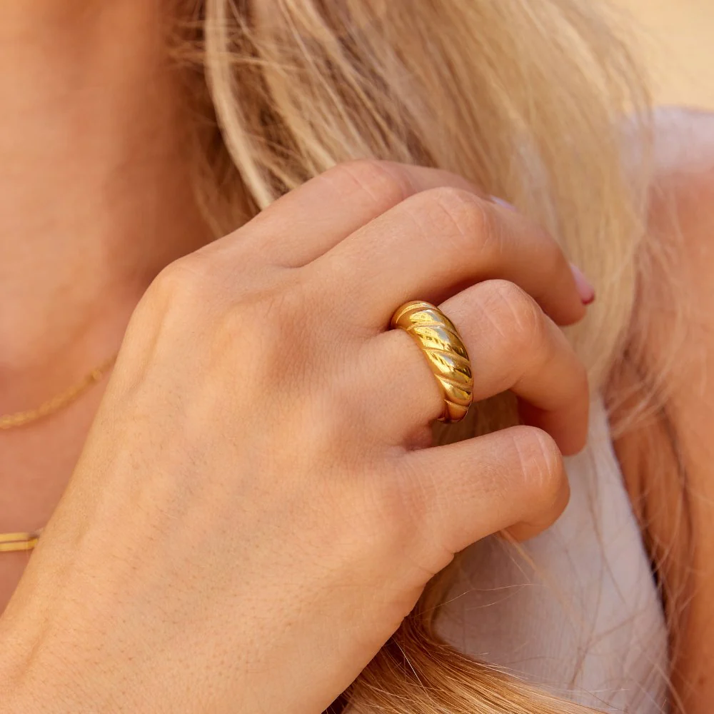 Goldener Croissant-Ring - Image 3