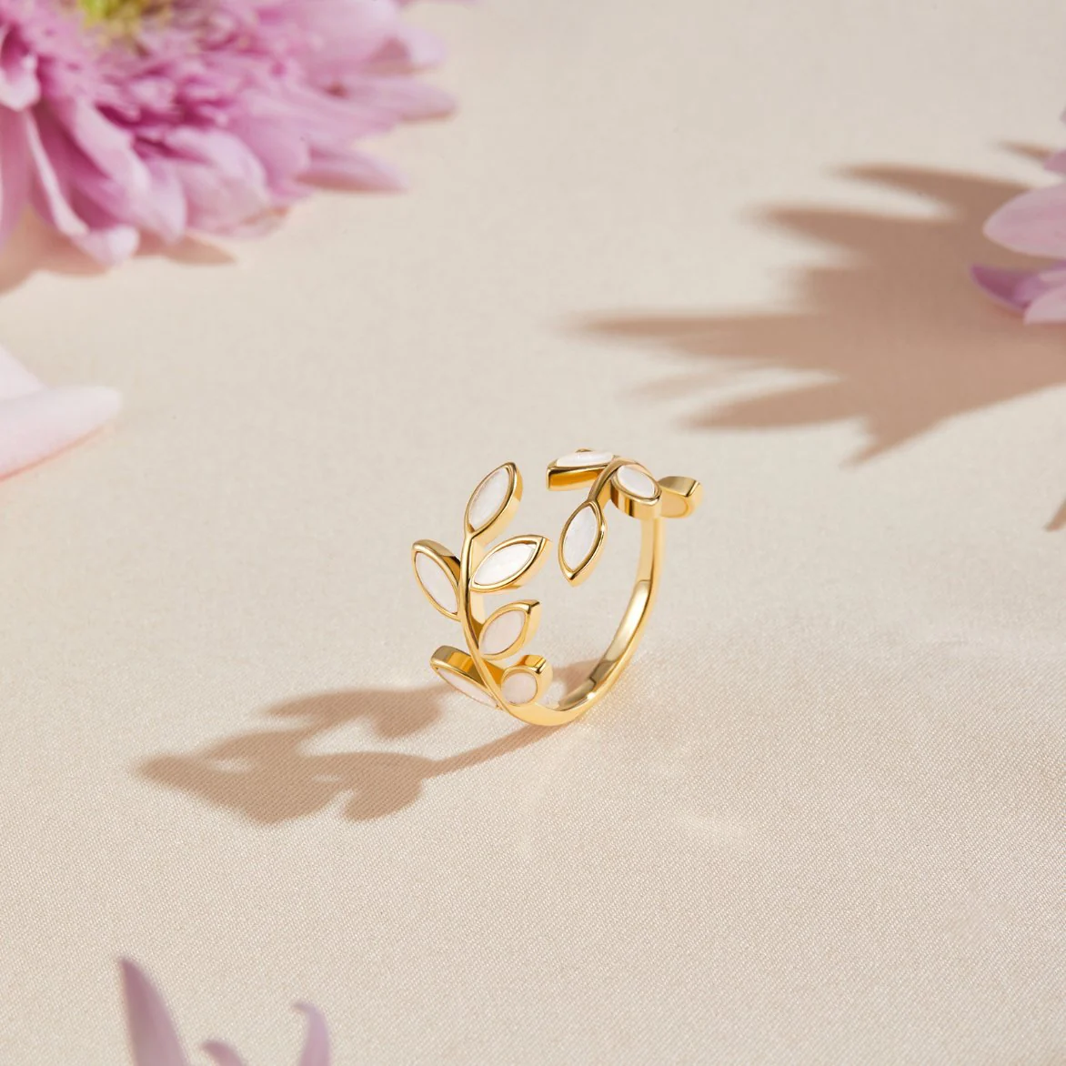 Goldring mit Blatt-Design - Image 5