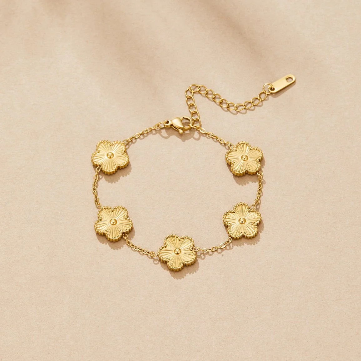 Goldenes Kleeblatt-Armband - Image 4