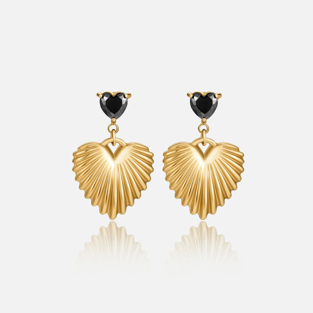 Gold-Ohrringe mit Herzanhänger „Hera“ - Image 4
