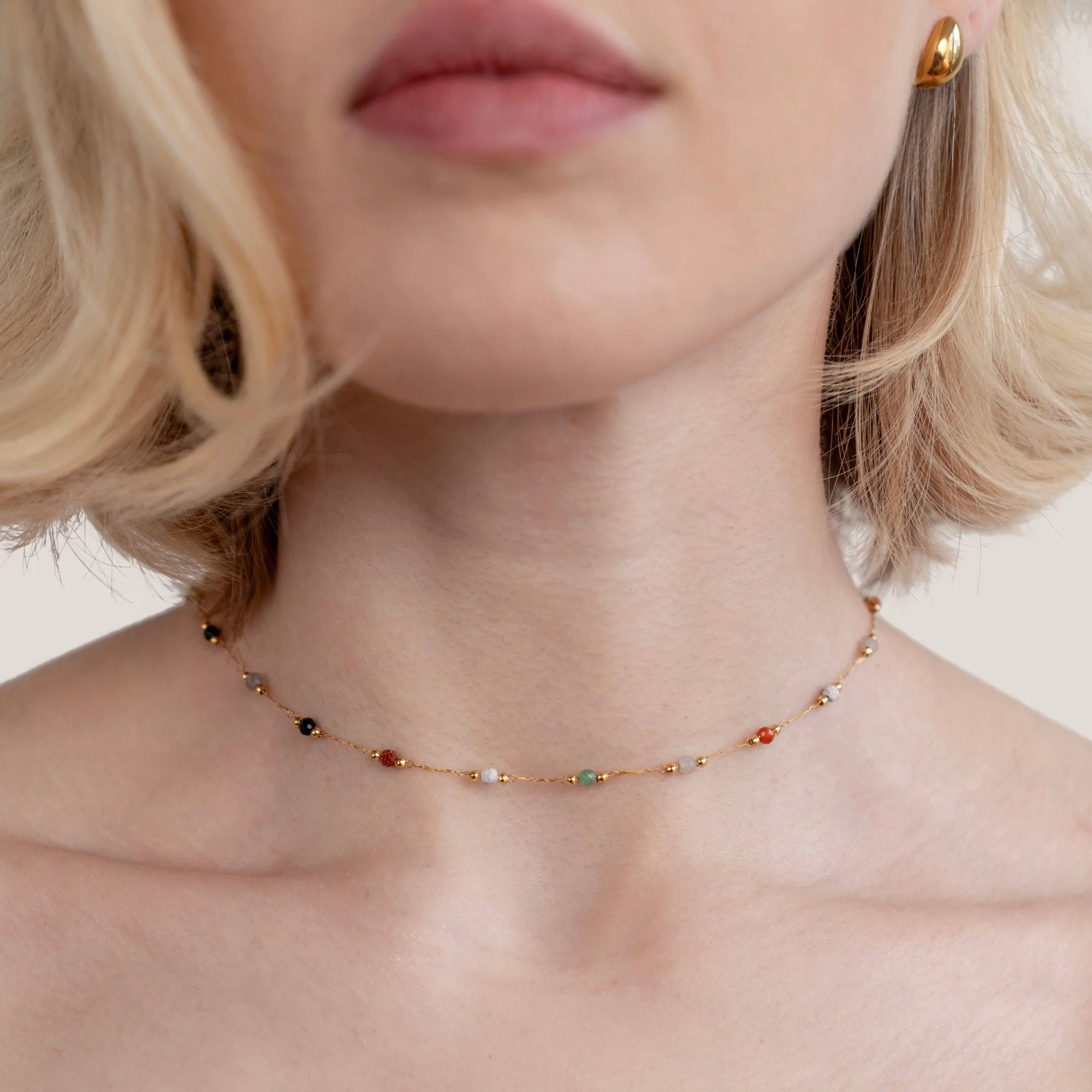 Perlen-Steinhalskette „Lulu“ - Image 2