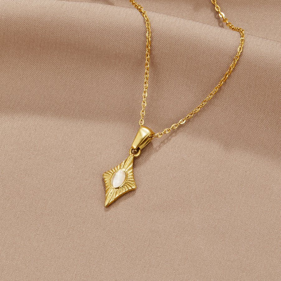 Goldkette mit weißem Opal „Luna“ - Image 3