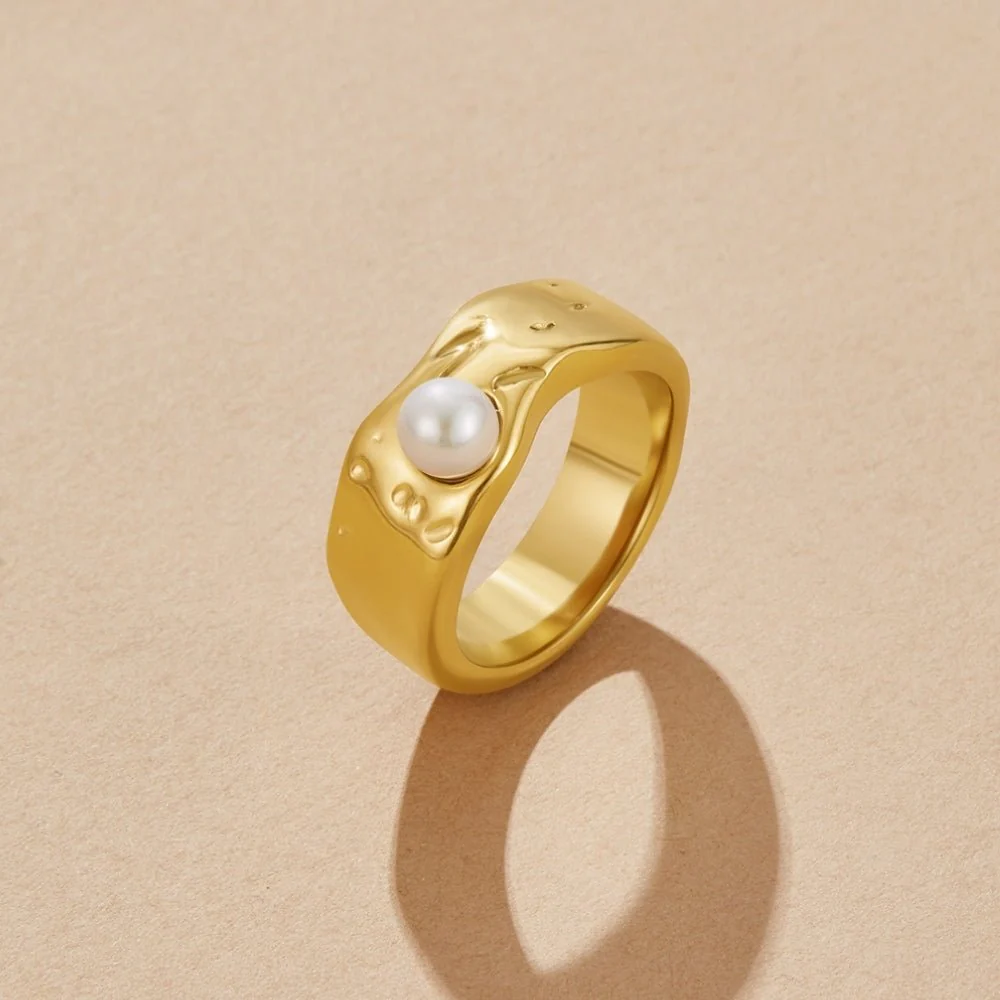 Chunky-Goldring mit Perle „Malia“ - Image 3