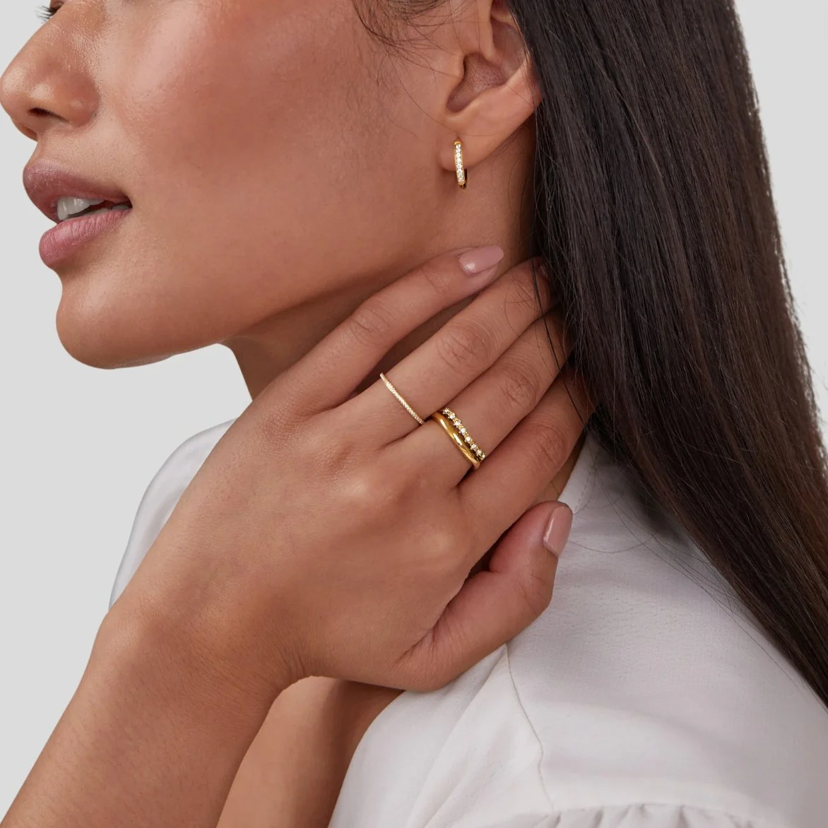 Stapelring Gold mit weißen Kristallen „Marissa“ - Image 6