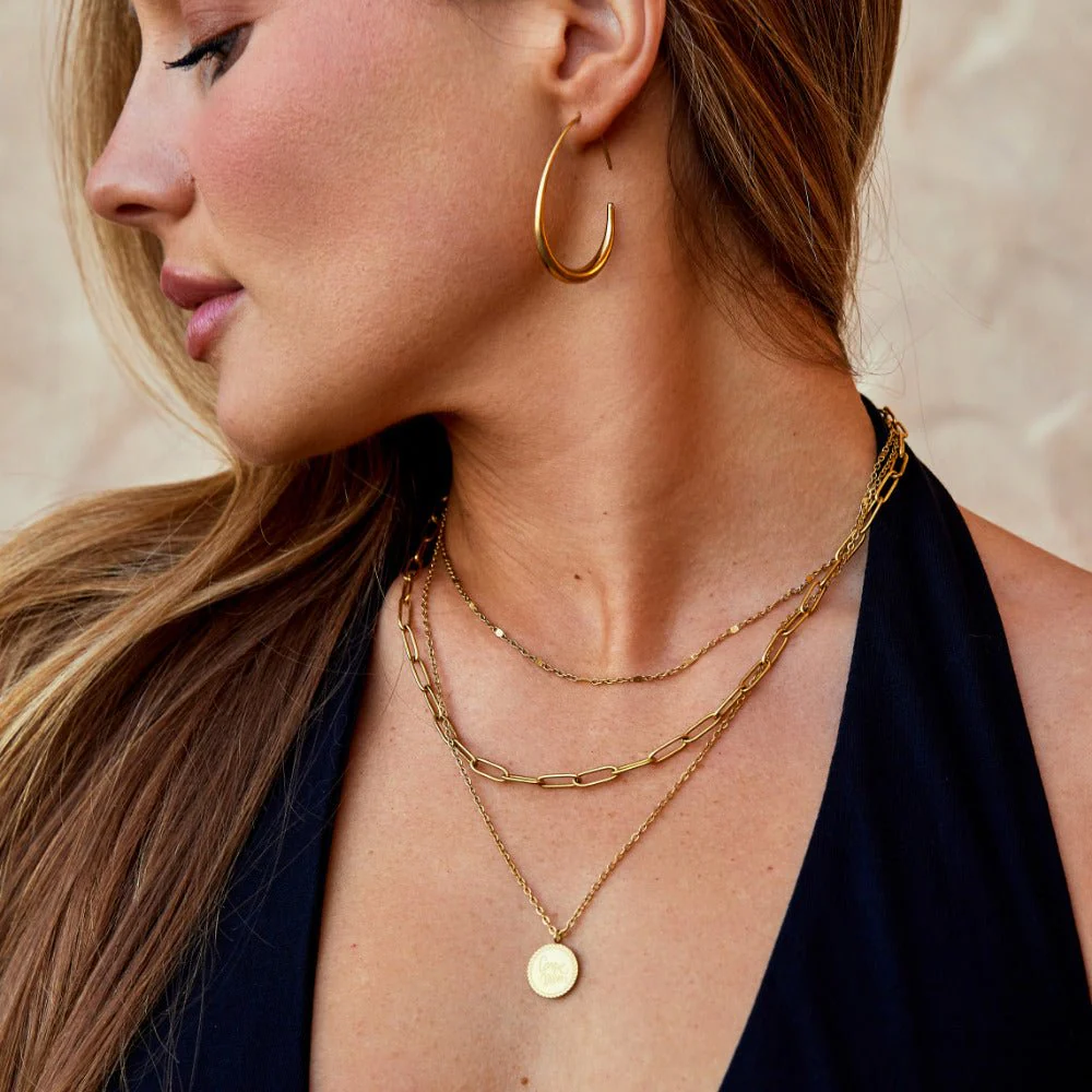 Lange Gold-Creolen „Nica“ - Image 3