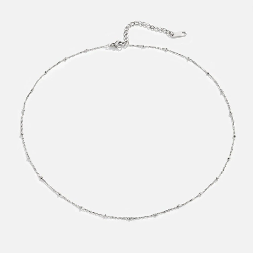 Minimalistische Kette mit Silberakzenten „Niyah“  - Image 3