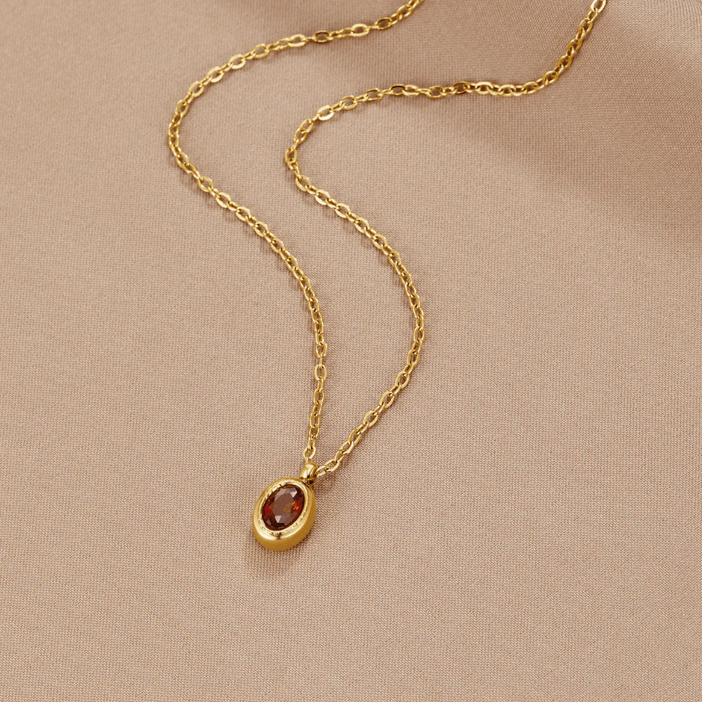 Rubinrote Kristallkette - Image 3