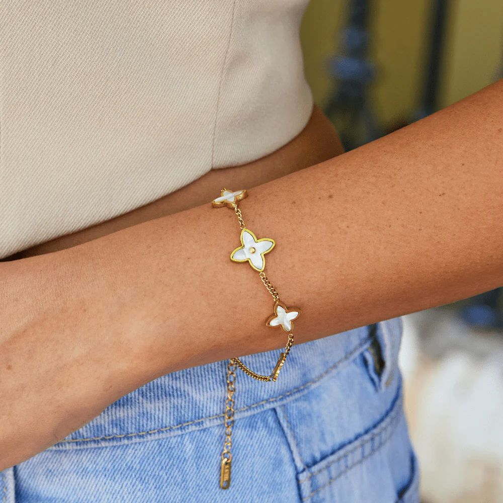 Armband mit Blütenblättern „White Blossom“  - Image 2