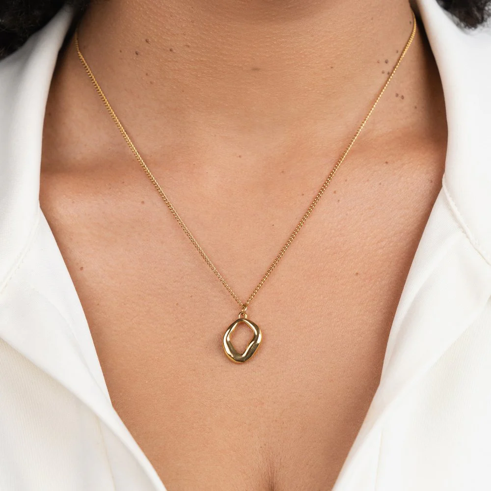 Geometrische Gold-Halskette „Zola“ - Image 2